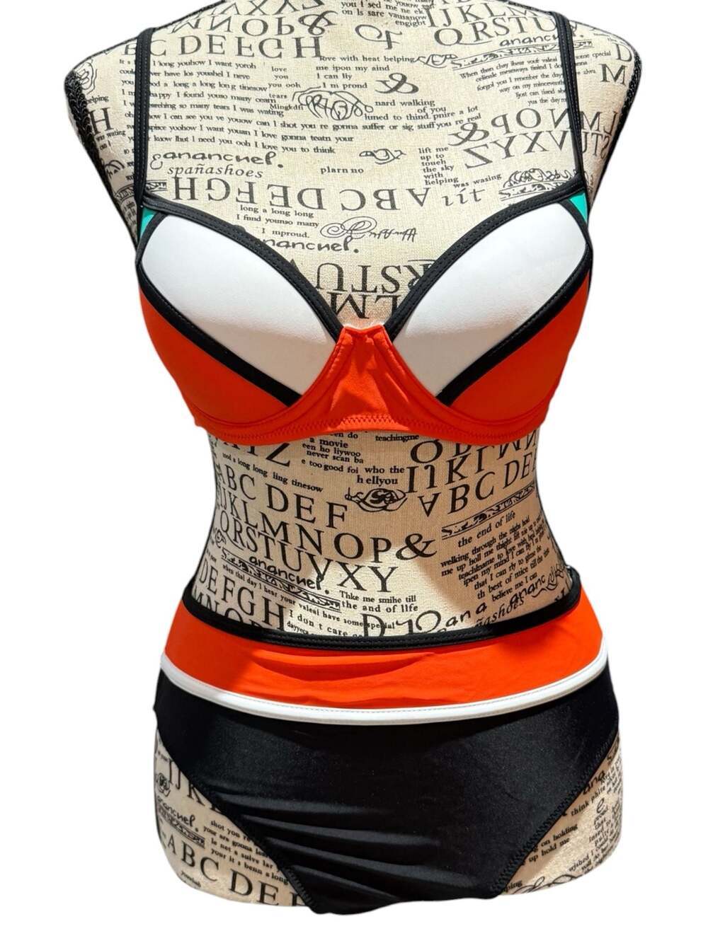 NWT Cupshe Colorblock Underwire Bikini Set Size Small Orange Black